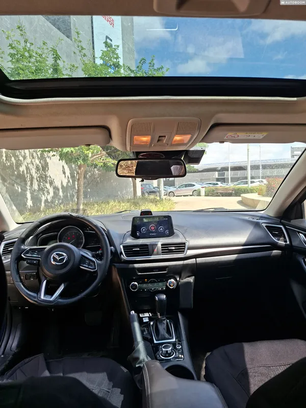 Mazda 3 2ème main, 2017, privée