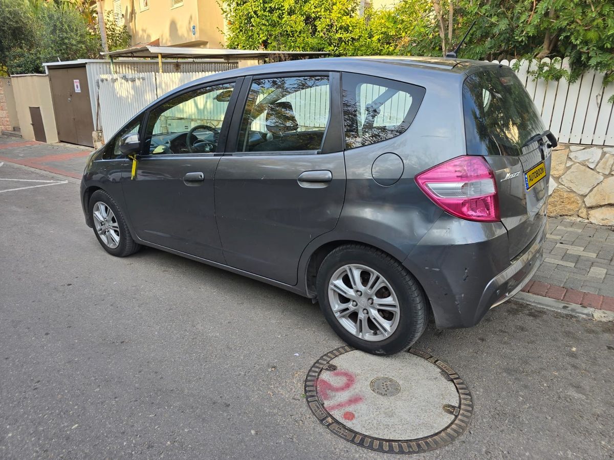 Honda Jazz с пробегом, 2011, частная рука