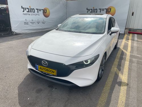 מאזדה 3‏, 2020, תמונה