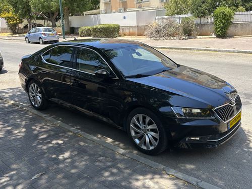 סקודה סופרב, 2018, תמונה