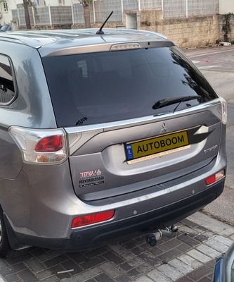 Mitsubishi Outlander 2nd hand, 2015, private hand