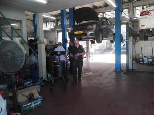 Garage Zeev. صورة 2