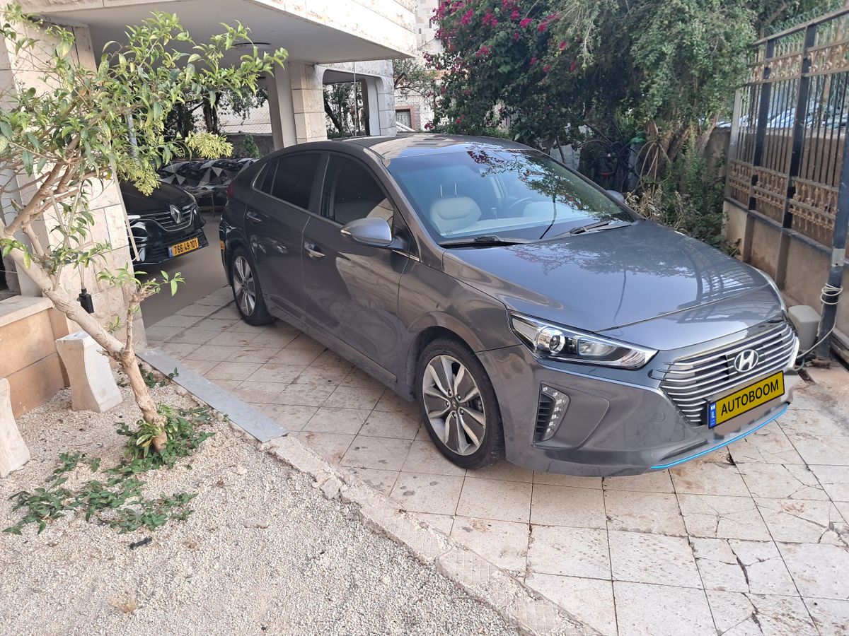 Hyundai IONIQ 2nd hand, 2017, private hand