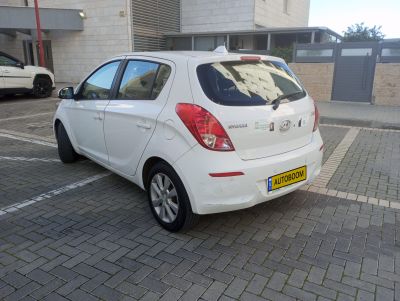 Hyundai i20 с пробегом, 2014, частная рука