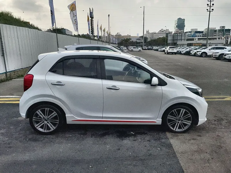 Kia Picanto 2nd hand, 2020, private hand