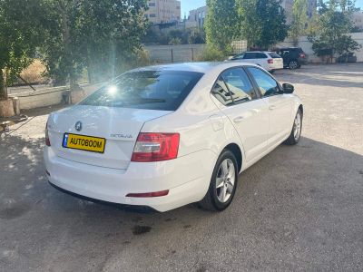 Skoda Octavia с пробегом, 2015, частная рука