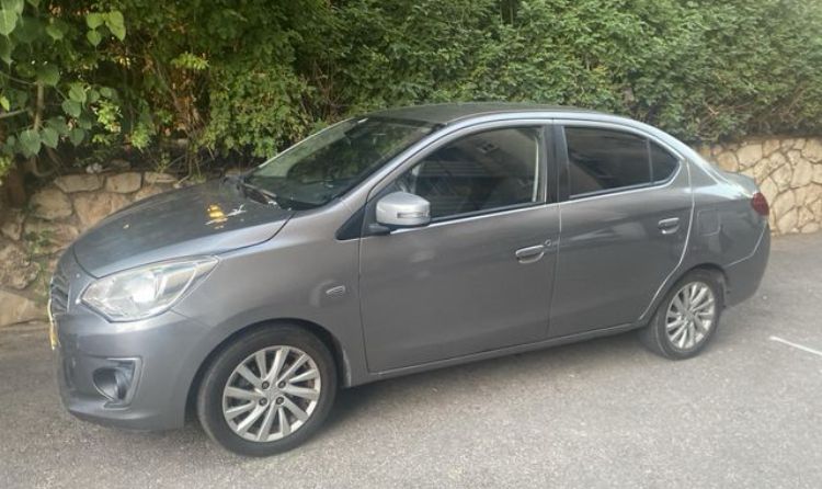 Mitsubishi Attrage 2ème main, 2016, main privée