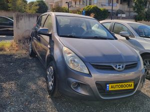 Hyundai i20, 2011, фото