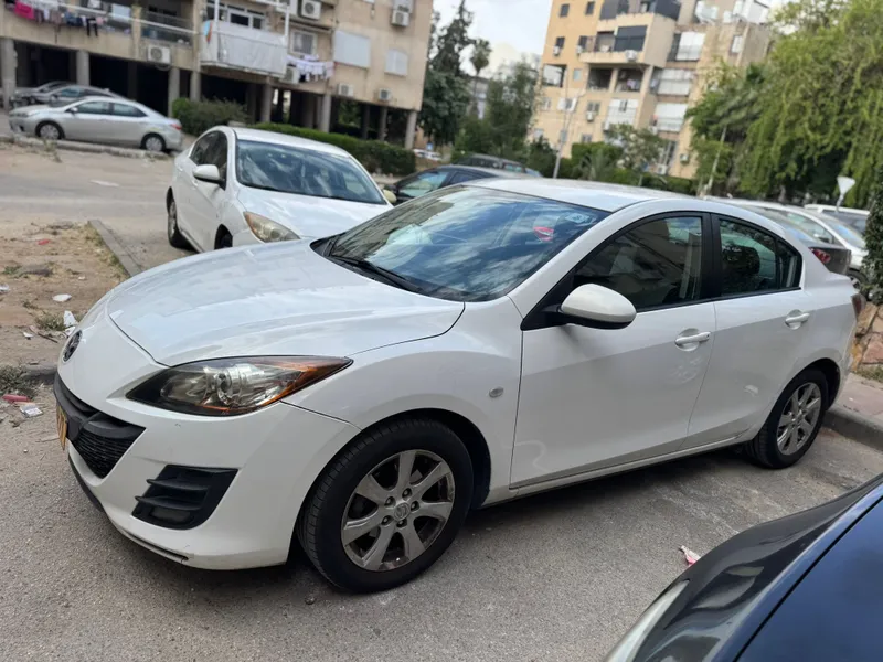 Mazda 3 2nd hand, 2011