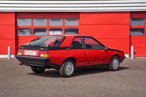 Renault Fuego 1980. Carrosserie, extérieur. Hatchback 3-portes, 1 génération