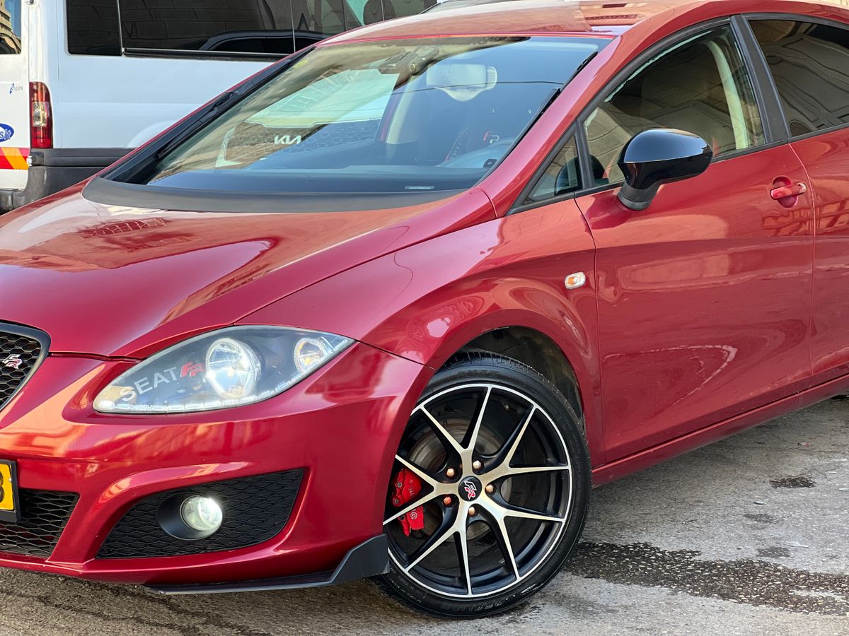 SEAT Leon 2nd hand, 2011, private hand