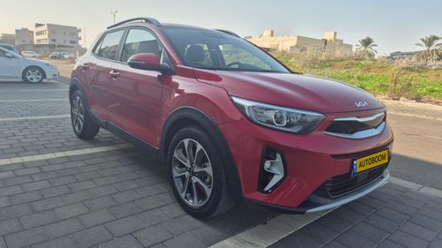 Kia Stonic, 2023, фото