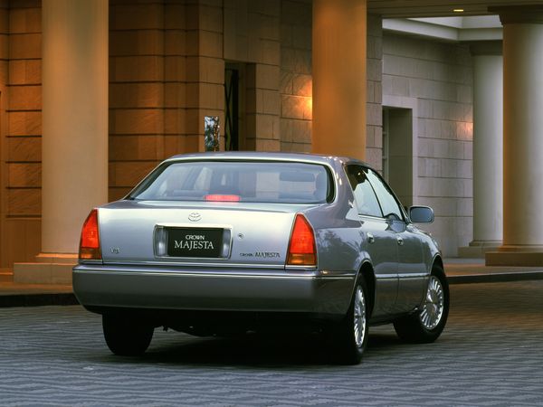 Toyota Crown Majesta 1995. Carrosserie, extérieur. Berline, 2 génération