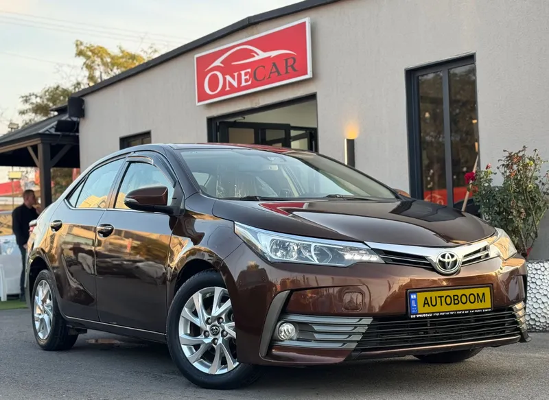 Toyota Corolla с пробегом, 2016