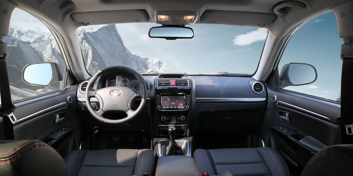 Great Wall Hover H3 2014. Front seats. SUV 5-doors, 1 generation, restyling