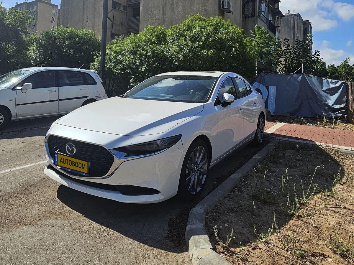 Mazda 3 2nd hand, 2024, private hand