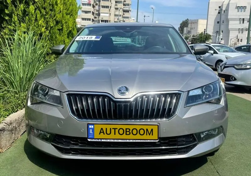 شكودا سوبيرب مستعمل, 2019