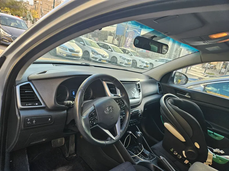 Hyundai Tucson 2nd hand, 2016
