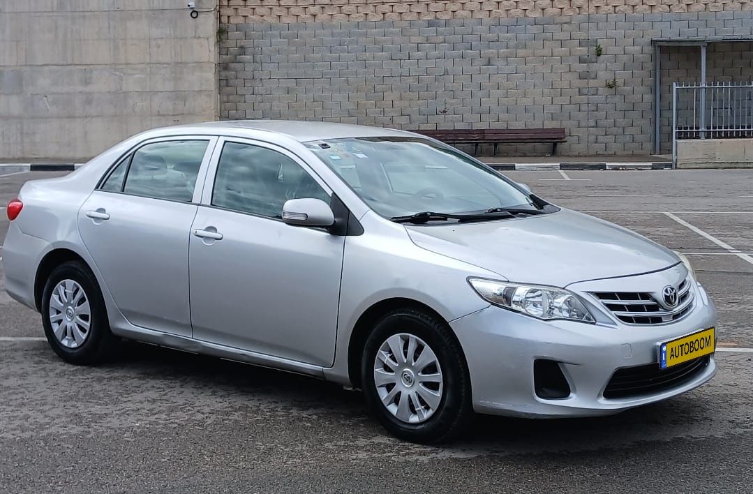 Toyota Corolla 2nd hand, 2010, private hand