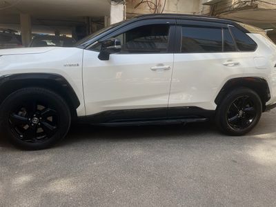 Toyota RAV4 2nd hand, 2021, private hand