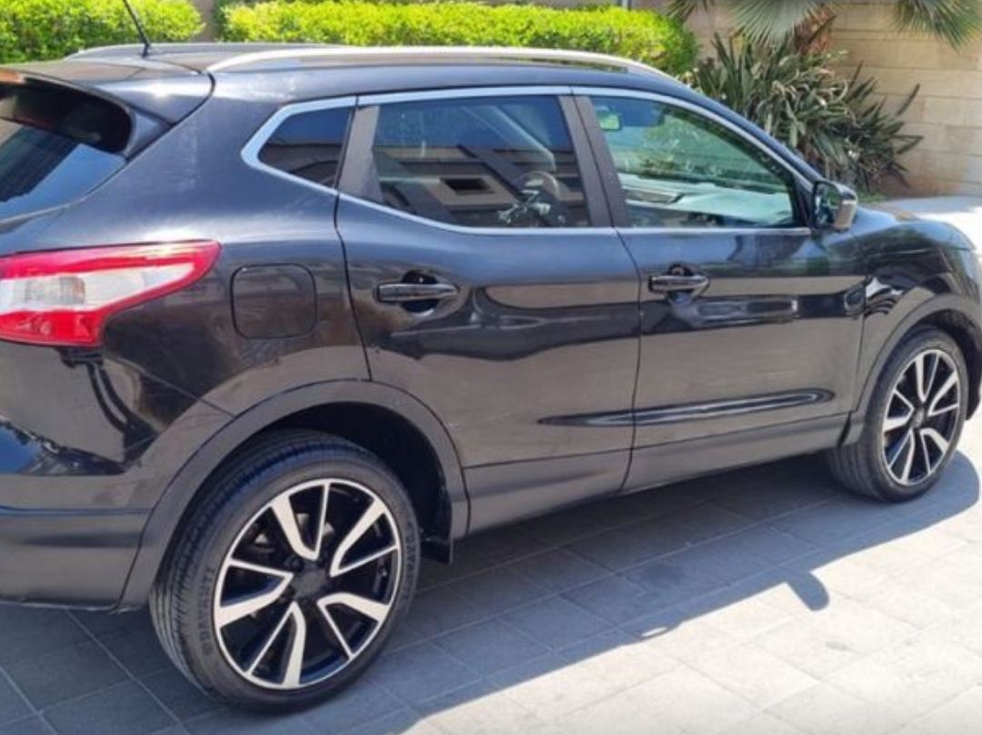 Nissan Qashqai 2nd hand, 2015, private hand