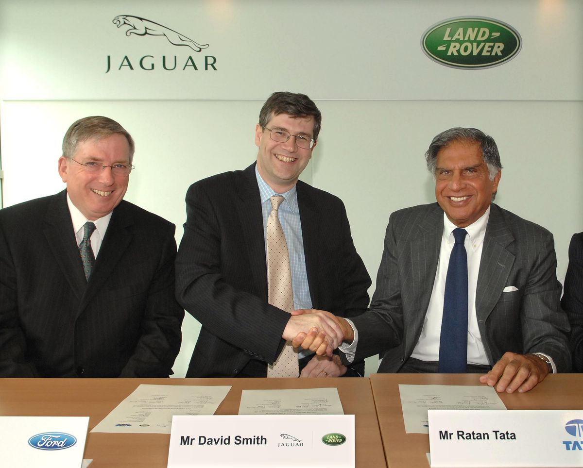 Тата стала владелицей легендарной английской марки Jaguar Land Rover.