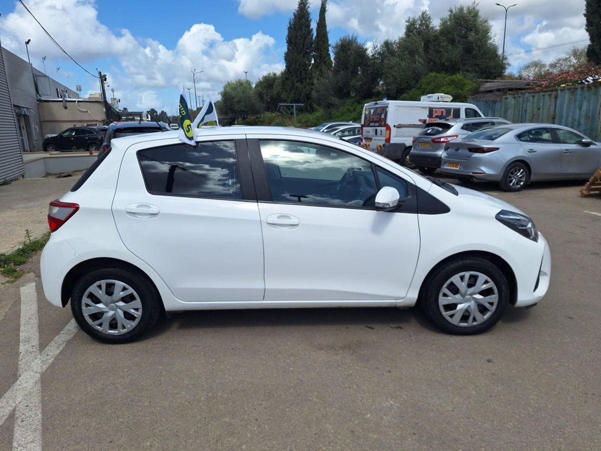 Toyota Yaris 2nd hand, 2017, private hand
