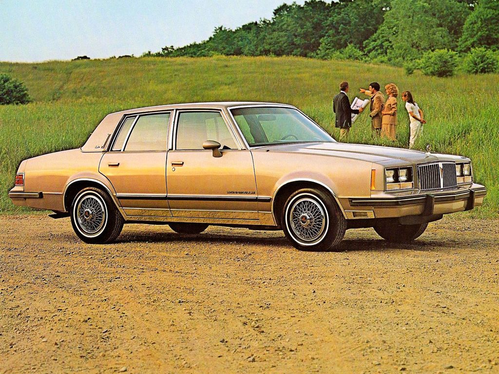 Pontiac Bonneville 1982. Bodywork, Exterior. Sedan, 7 generation