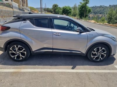 Toyota C-HR 2nd hand, 2020, private hand