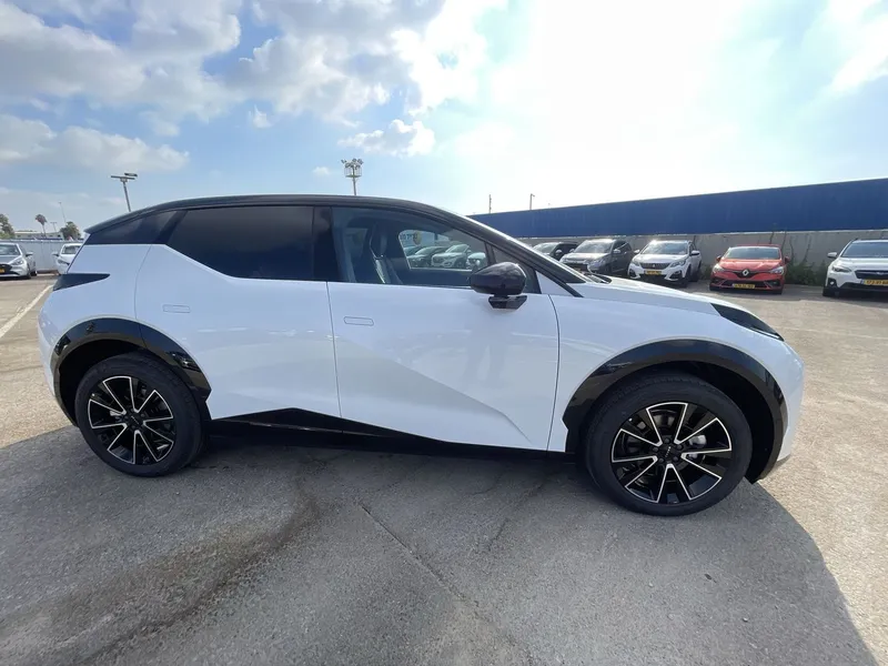 Zeekr X new car, 2024