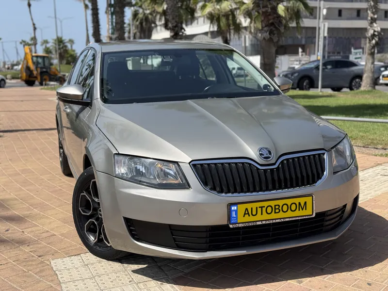 Skoda Octavia 2nd hand, 2016, private