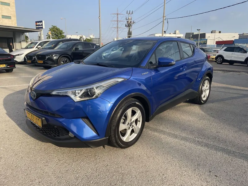 טויוטה C-HR יד 2 רכב, 2017, פרטי