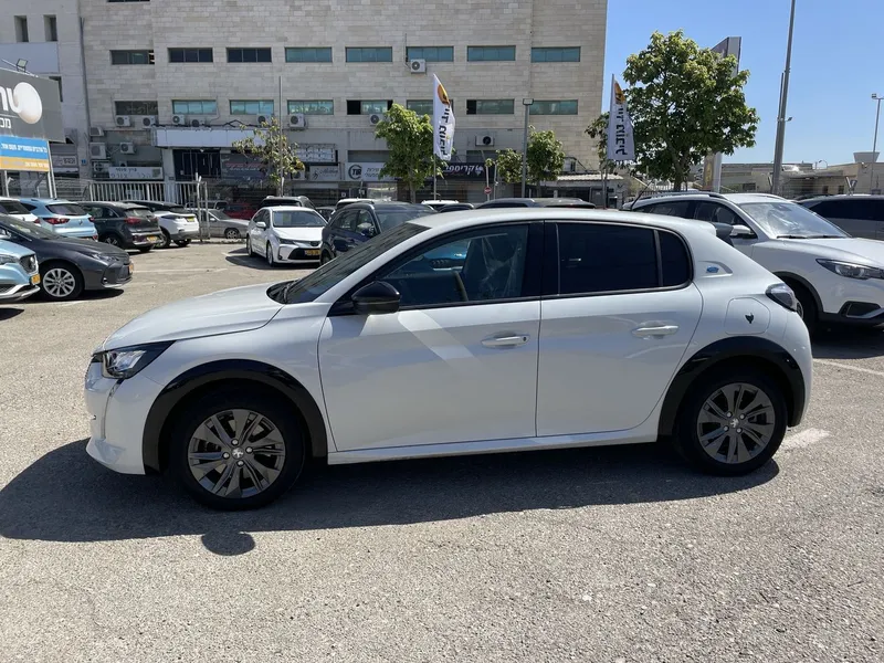 Peugeot 208 2ème main, 2022, main privée