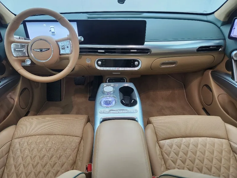 Genesis GV60 с пробегом, 2023