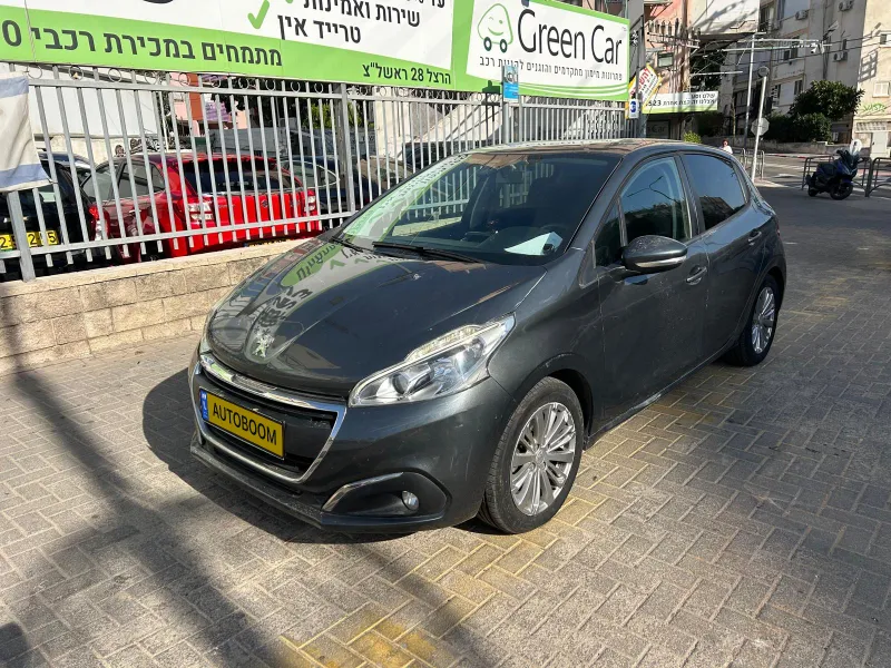 Peugeot 208 2ème main, 2018, main privée