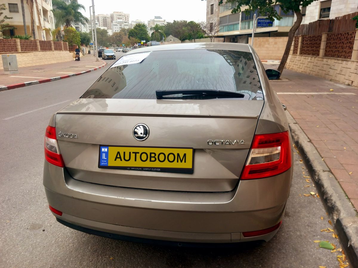 סקודה אוקטביה יד 2 רכב, 2019, פרטי