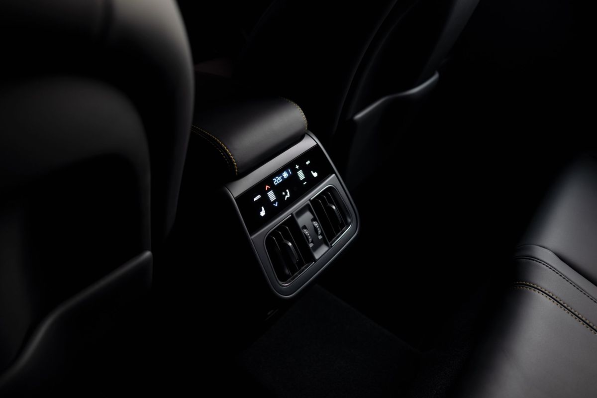 Maserati Grecale 2022. Interior detail. SUV 5-doors, 1 generation