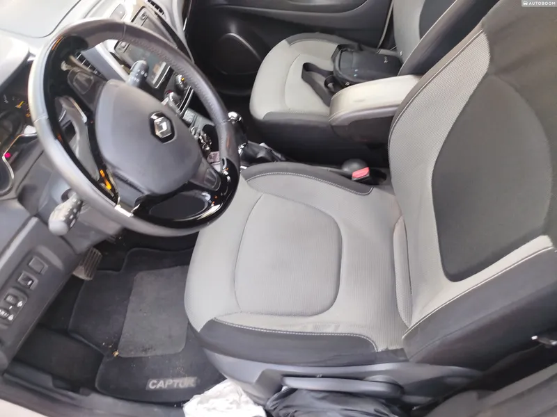 Renault Captur 2nd hand, 2016, private
