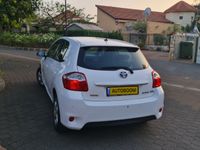 Toyota Auris 2nd hand, 2012, private