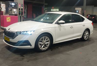 Skoda Octavia с пробегом, 2021, частная рука