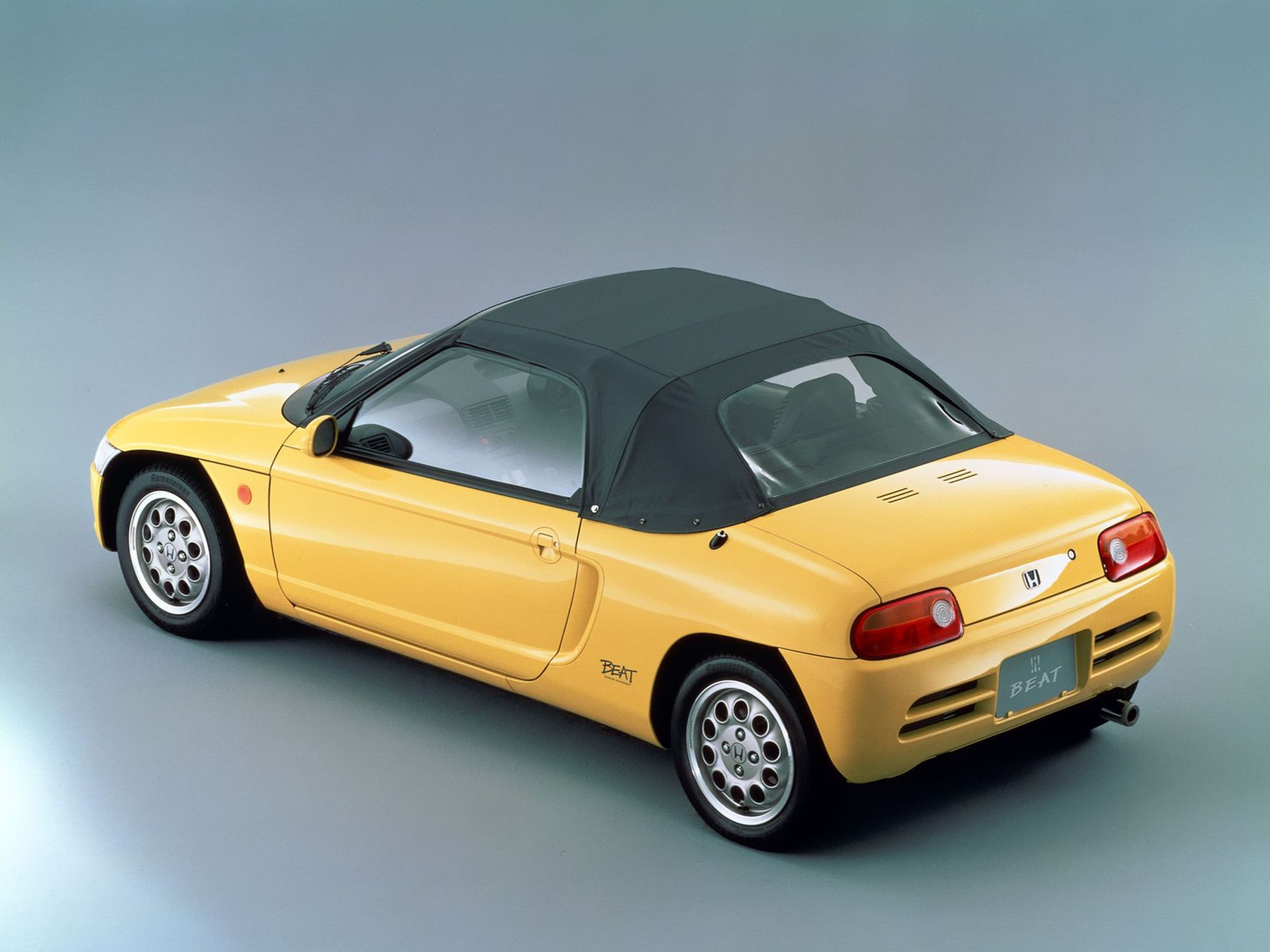 Honda задний привод. Honda Beat 1991. Honda Beat родстер. Honda Beat, 1995. Honda Beat 2000.