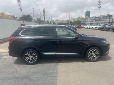 Mitsubishi Outlander 2ème main, 2016, main privée