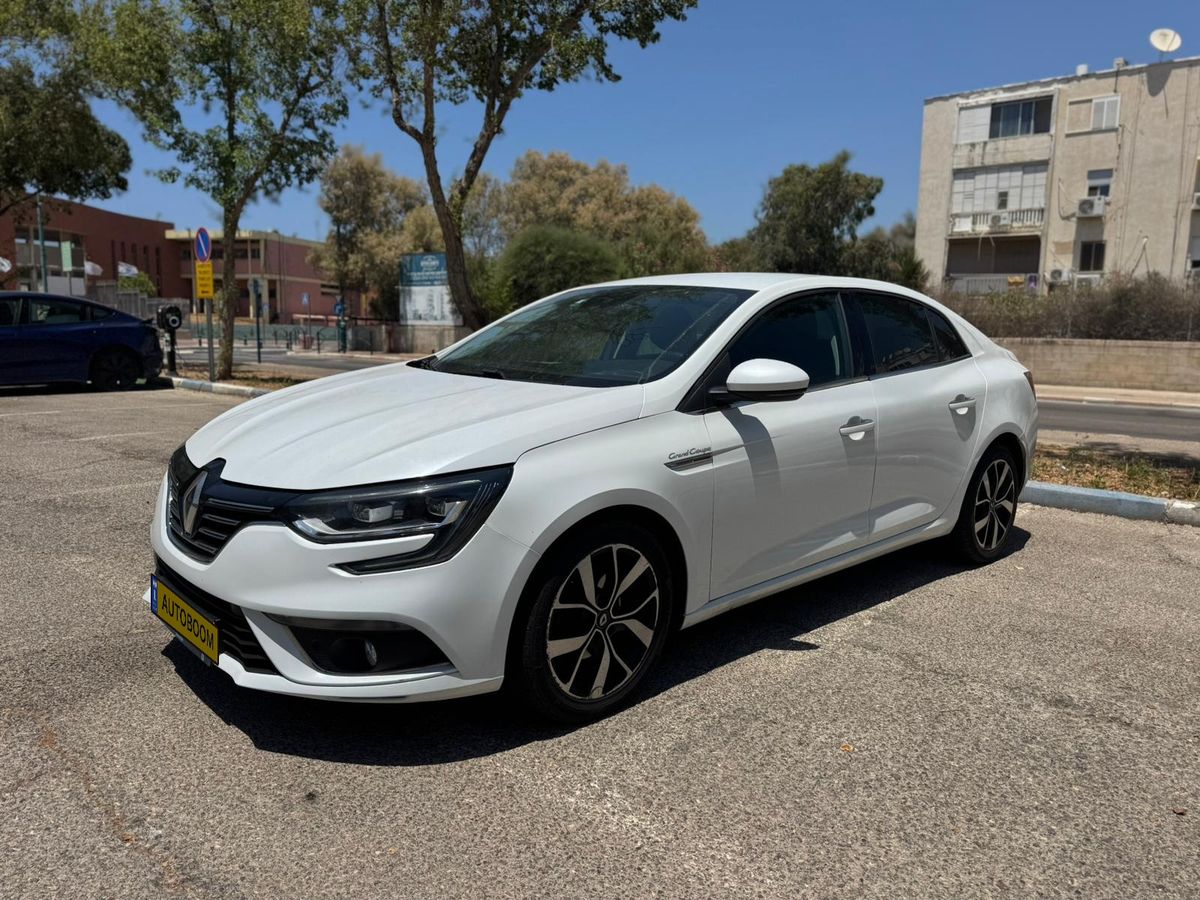 Renault Megane 2nd hand, 2020, private hand