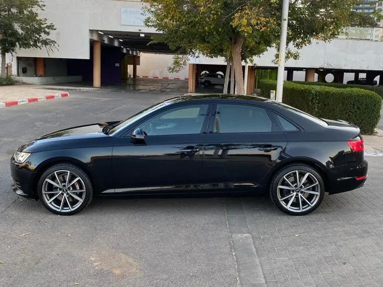 Audi A4 2nd hand, 2017, private hand