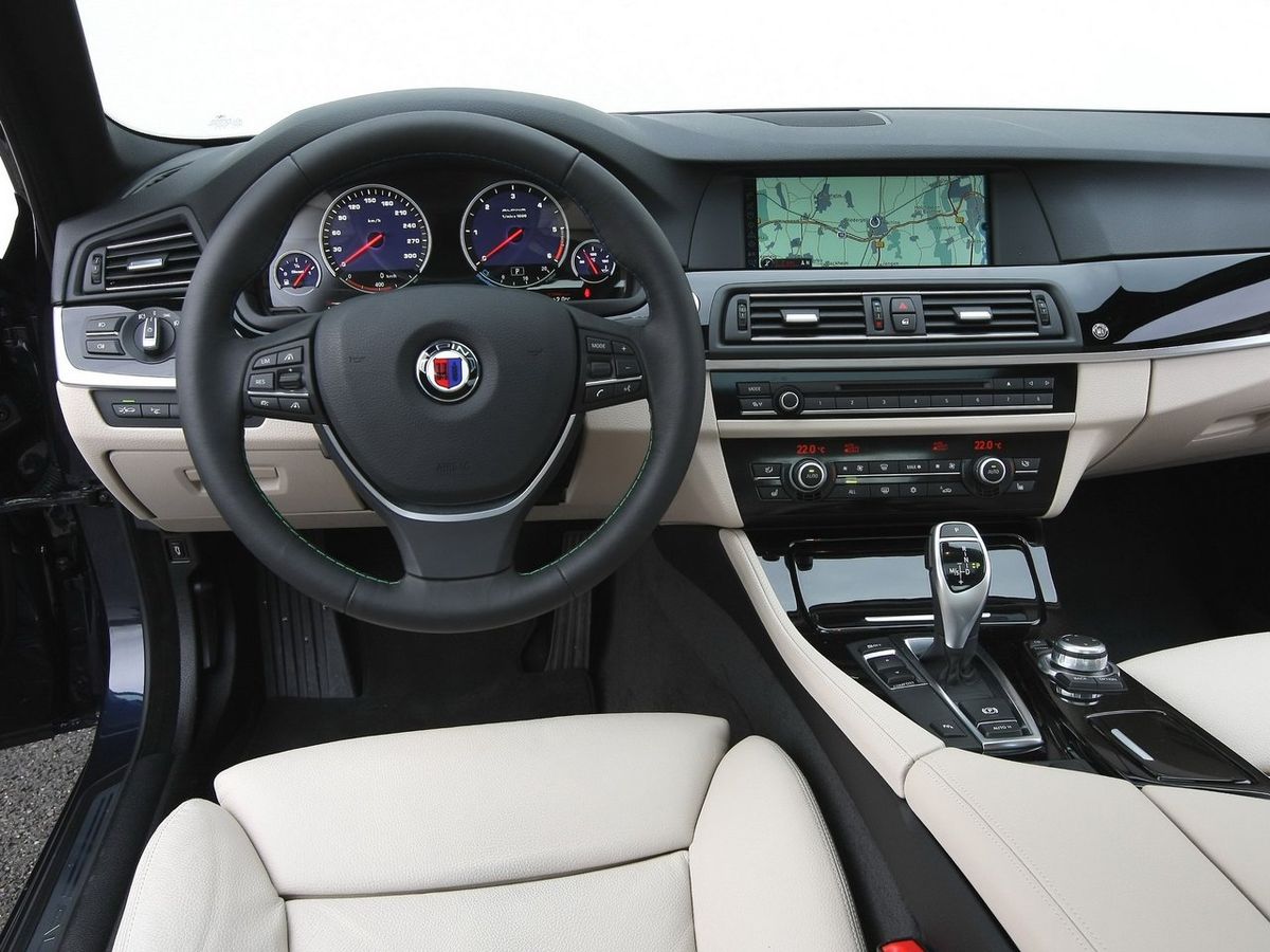 Alpina D5 2011. Dashboard. Estate 5-door, 1 generation