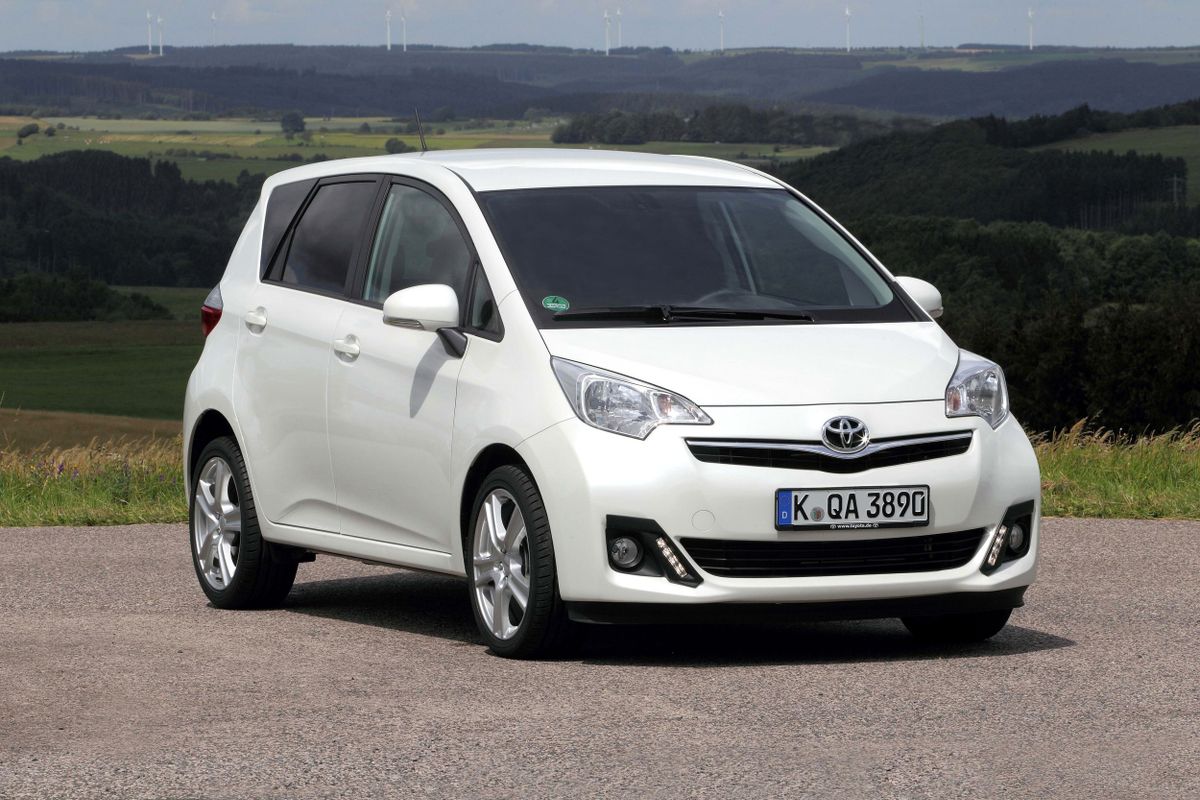 Toyota Space Verso 2010. Bodywork, Exterior. Mini 5-doors, 1 generation