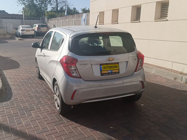 Chevrolet Spark с пробегом, 2022, частная рука
