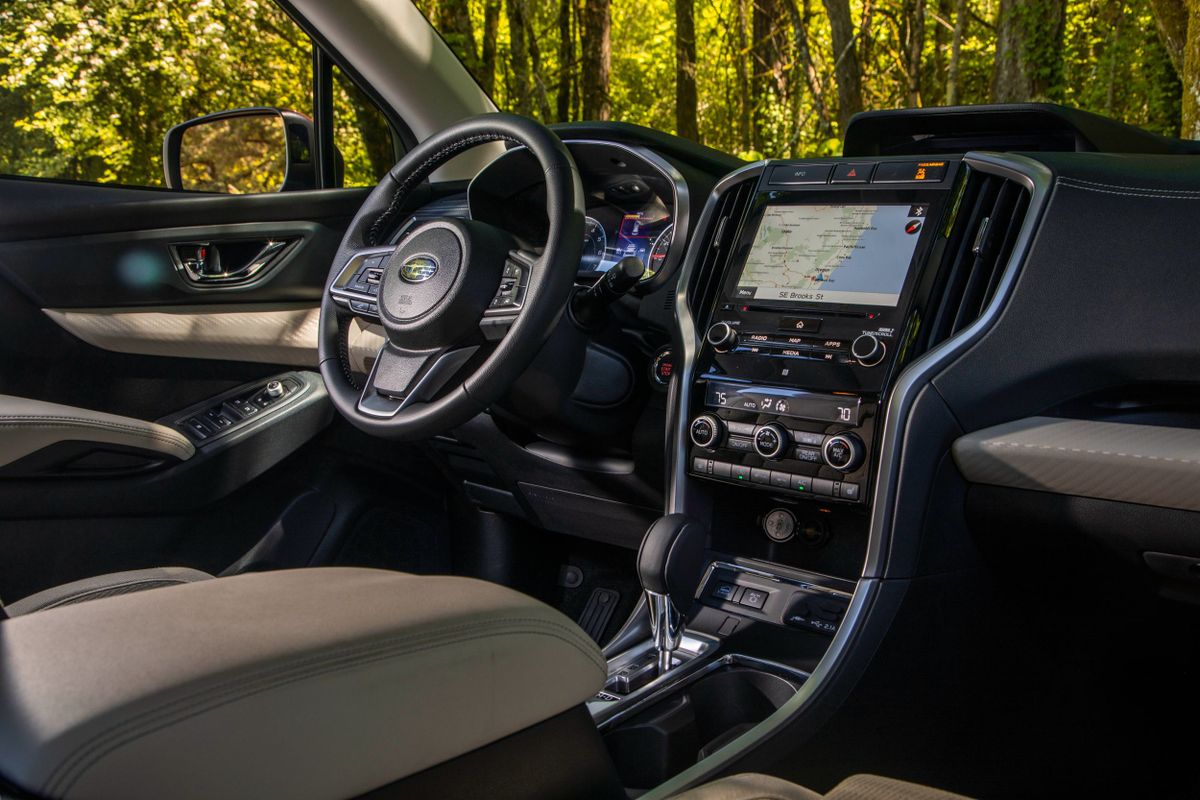 Subaru Evoltis 2017. Center console. SUV 5-doors, 1 generation
