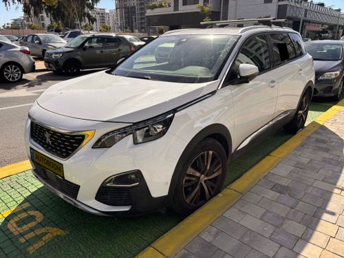 Peugeot 5008 2nd hand, 2020, private hand
