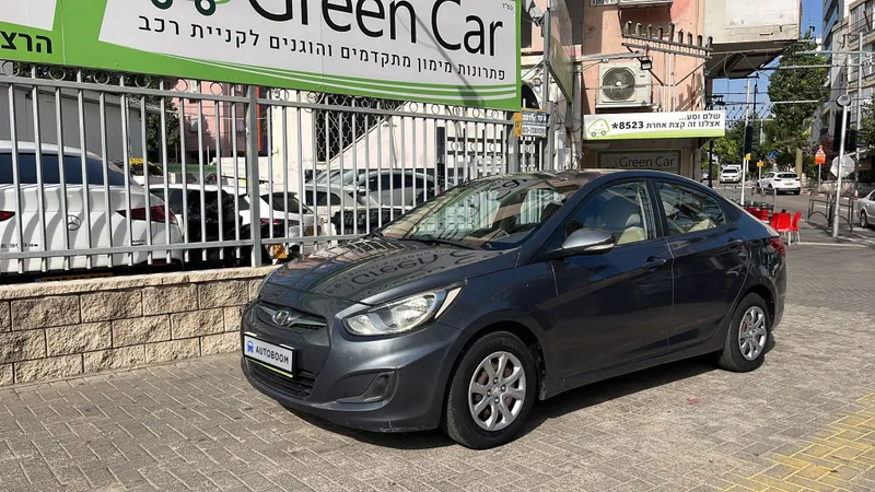 Hyundai i25 2ème main, 2013